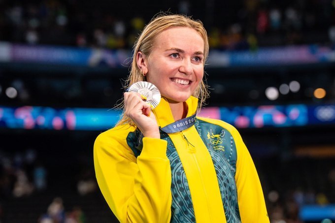 在她的职业, 生活比游泳, EP 在她的职业, 生活比游泳, EP